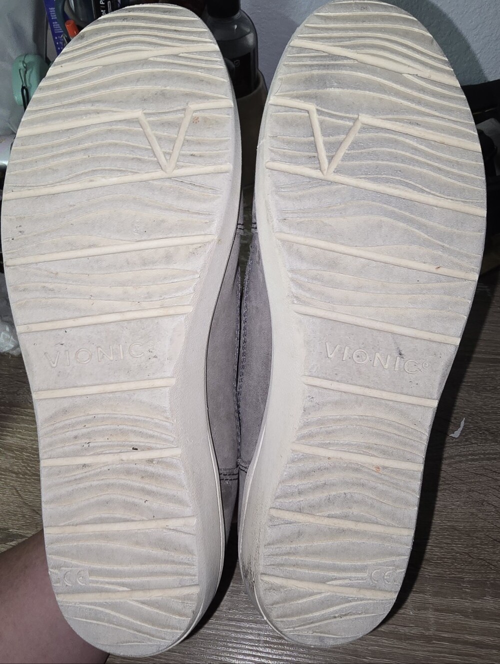 Vionic Shawna Water Resistant Gray Nubuck Leather Sneaker Bootie Shoes Womens 10 - Picture 9 of 14